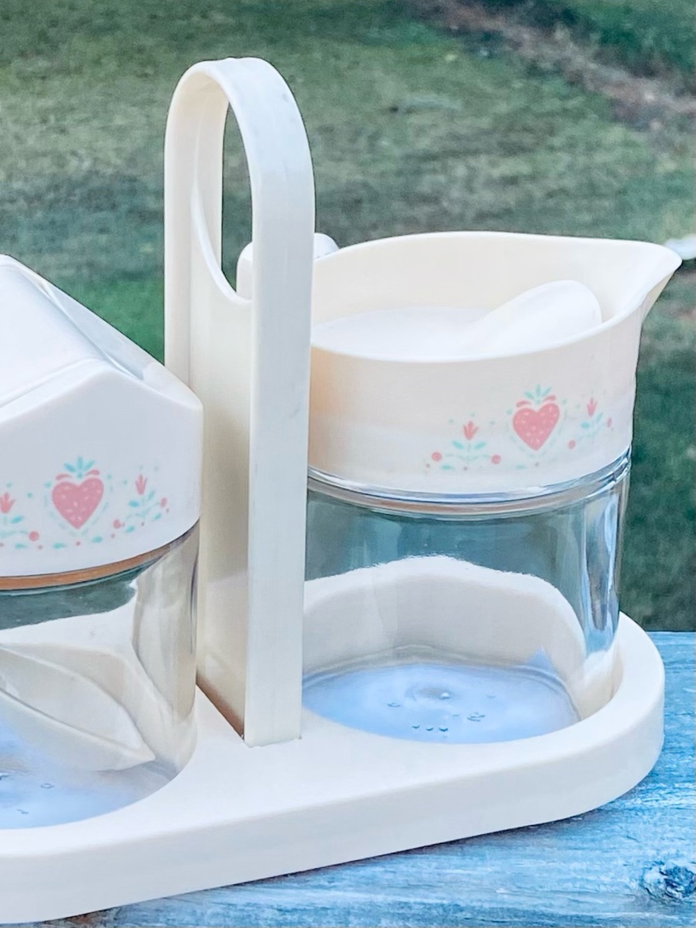 Corelle Forever  Yours Glass Condiment  Sugar Cream Caddy Set with Carrier